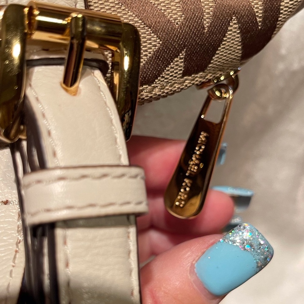 💛Michael Kors Signature “Grayson” NWOT - Picture 14 of 16